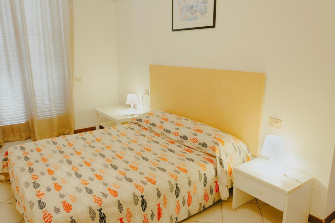 Hotel Villa Rosa Порт-Аццурро Экстерьер фото