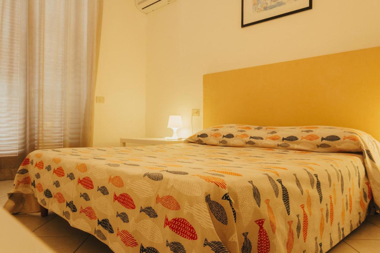 Hotel Villa Rosa Порт-Аццурро Экстерьер фото